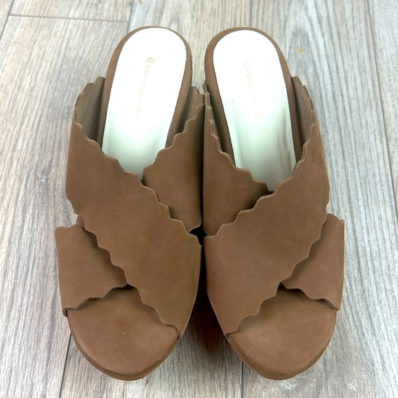 New nwot Chocolat Blu Wedges Bev Nubuck suede - Picture 3 of 10